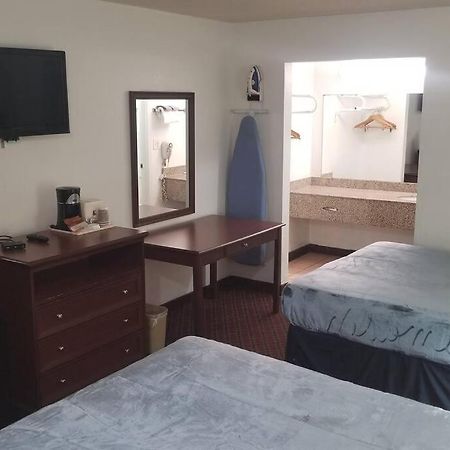 Hotel 2 Queen Beds Hotel Room 222 Wi-Fi Hot Tub Booking Stillwater Zewnętrze zdjęcie