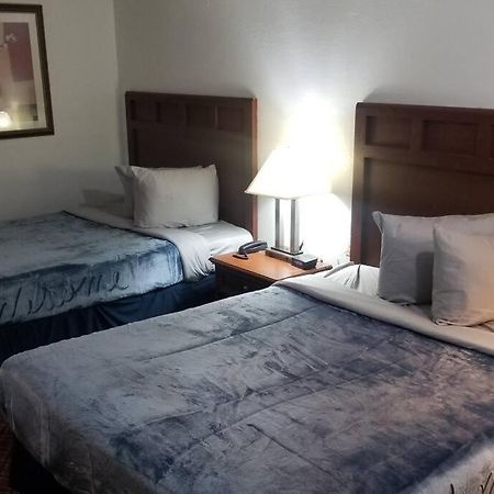 Hotel 2 Queen Beds Hotel Room 222 Wi-Fi Hot Tub Booking Stillwater Zewnętrze zdjęcie